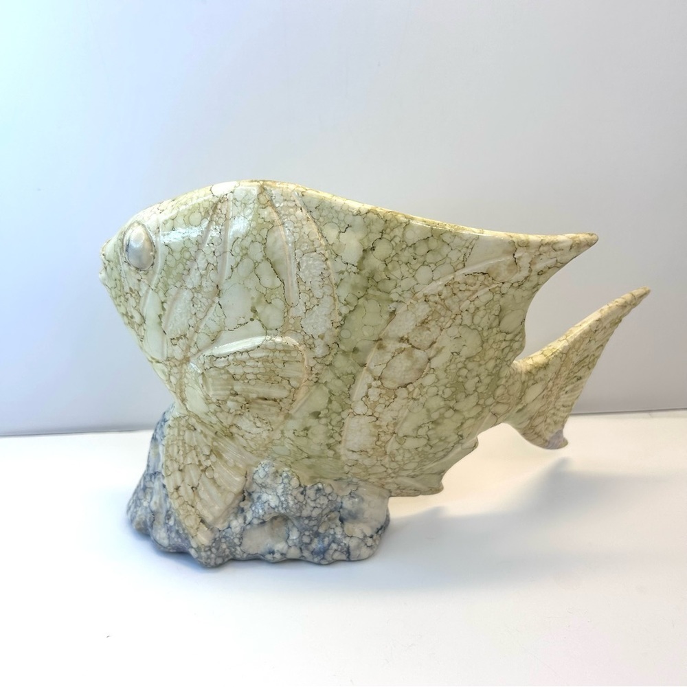 Ceramic Fish Self Table Sitter Repaired - Picture 4 of 9